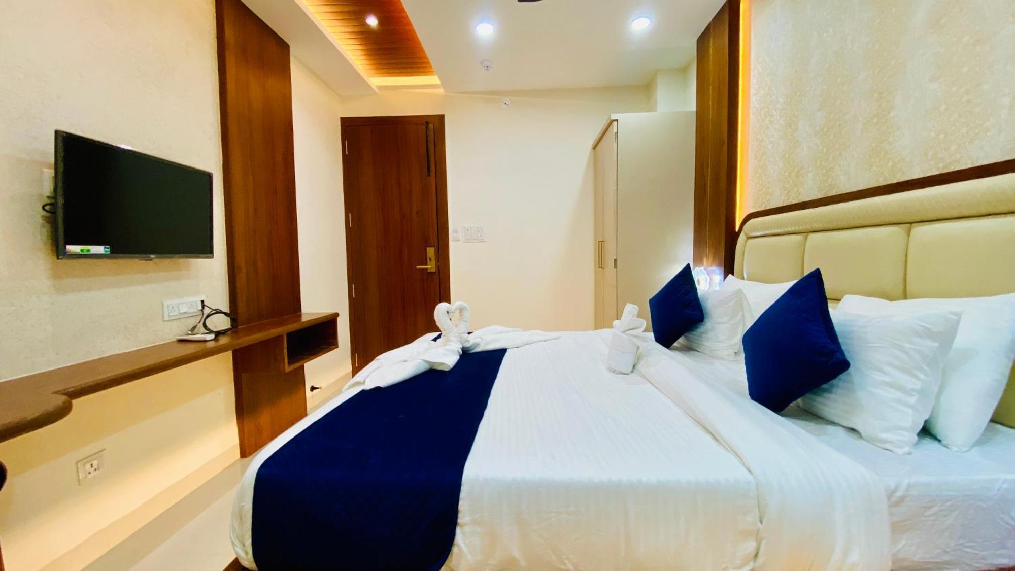 Hotel Aranyasutra Inaya, Indore Luaran gambar