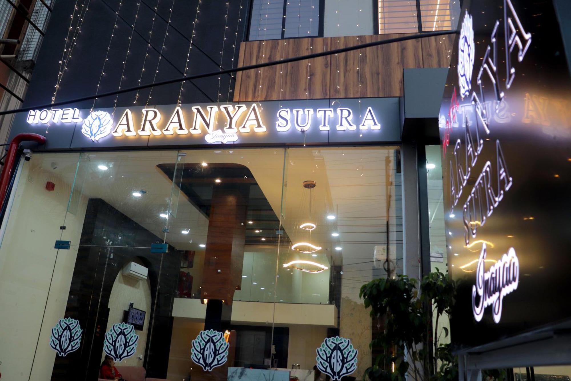 Hotel Aranyasutra Inaya, Indore Luaran gambar